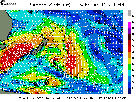 10m Wind Speed (kt.) and Direction